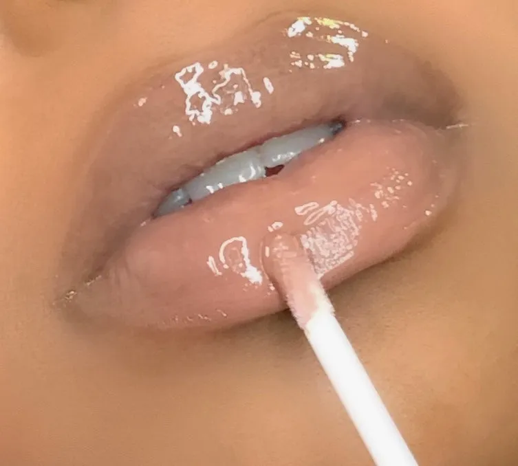 BOSSY ULTRA HYDRATING LIP GLOSS