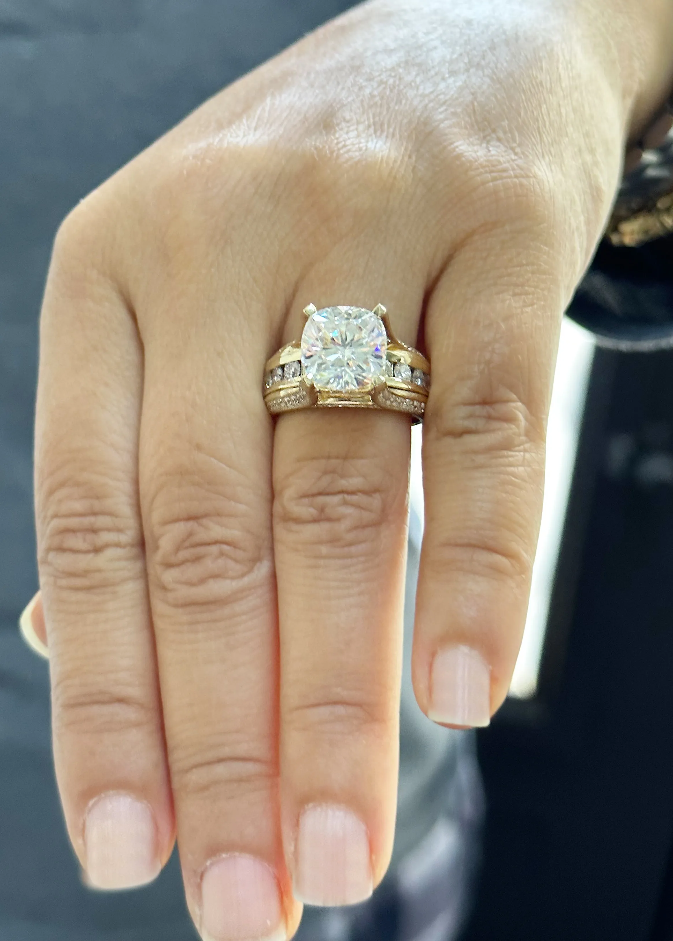 Cushion Cut And Round Cut Diamond Engagement Ring IGI Certified 14k Solid Yellow Gold Hiddent Halo Wedding Bridal Ring 5.50ct G-VS2