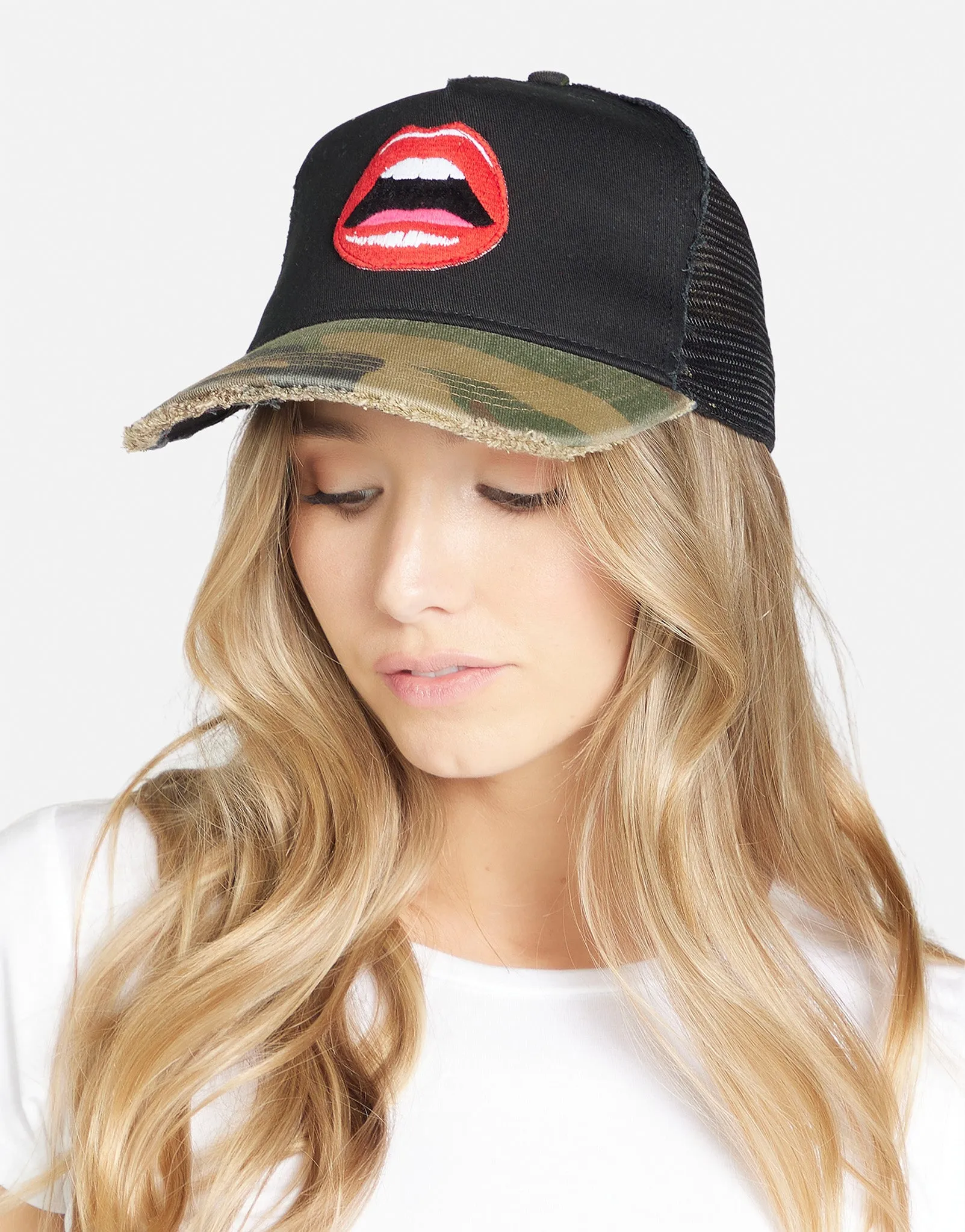 Jilly Red Open Lip