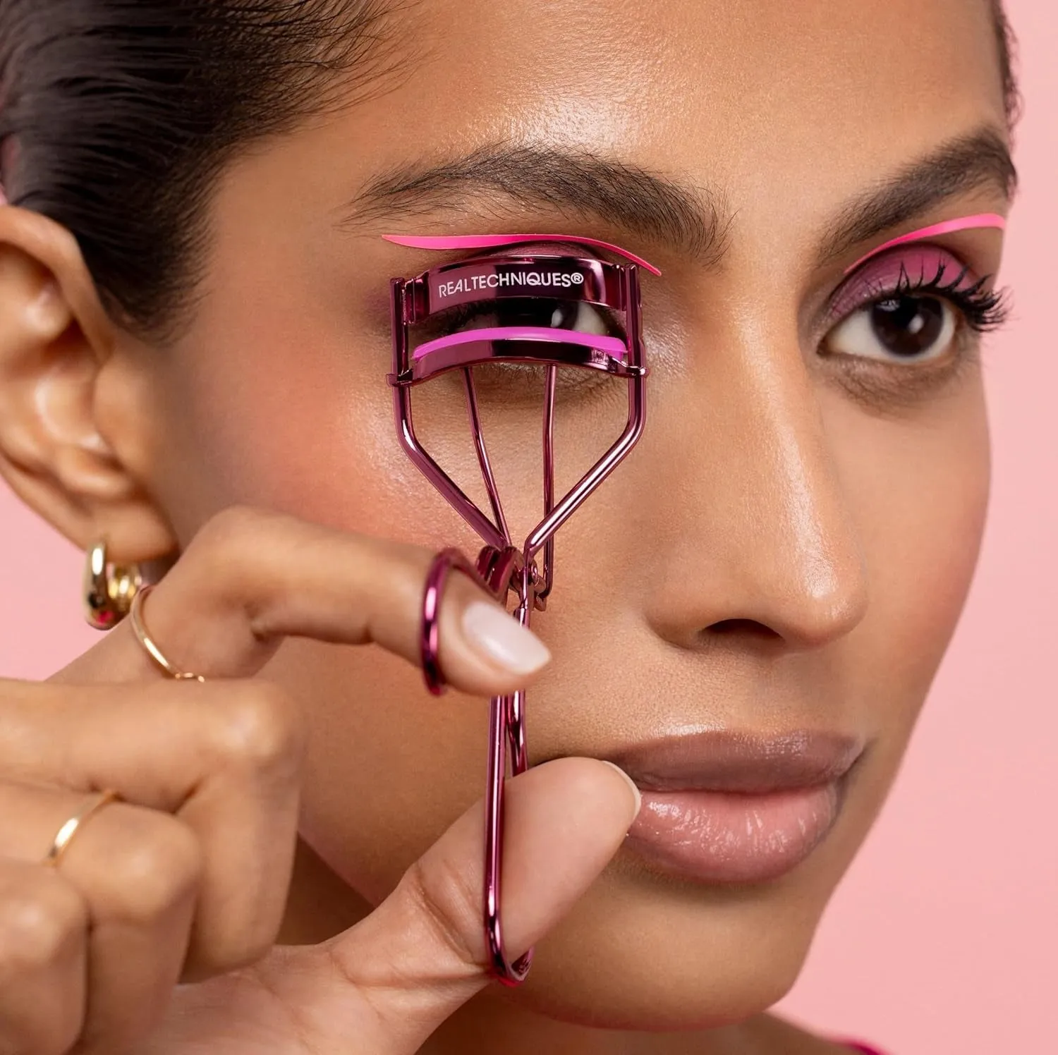 Miracle Eyelash Curler, Gentle Lash Tool for Lifted Lashes, Use with Mascara for Extra Volume, Travel-Size Lash Curler, Comfort Grip & Pinch-Free Design, Pink, Cruelty-Free, 1 Count