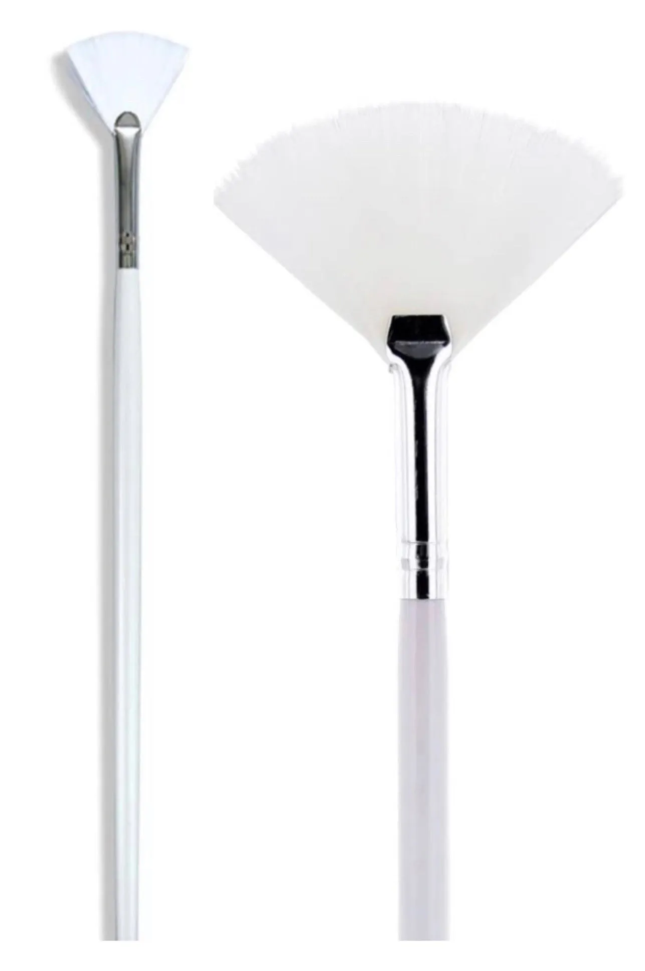 R&M Face Mask Artists Fan Brush