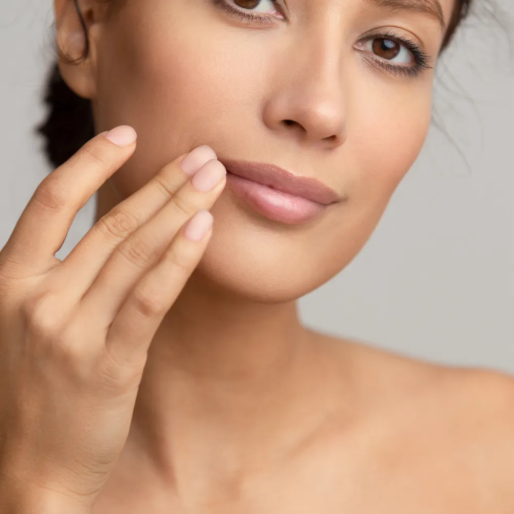 RE-CREATION LIP TREATMENT